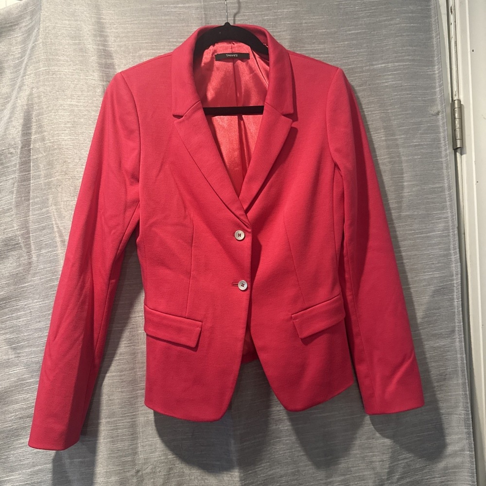 Elie Tahari Coral Pink  2 Button Front Fully Lined Jacket Blazer Sz8, business